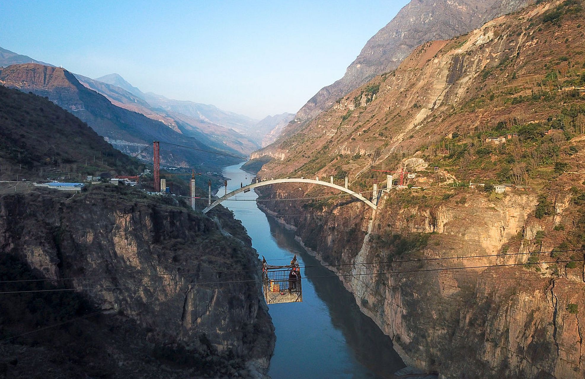 云南鲁布革三峡风景区图片