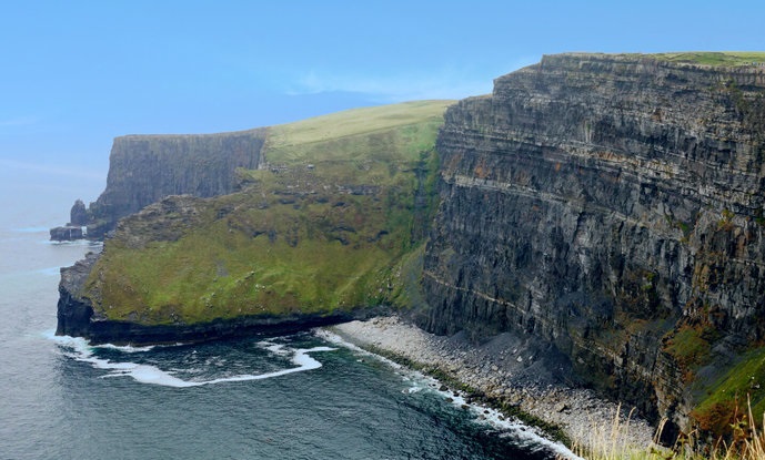 莫赫悬崖是欧洲最高的悬崖,在爱尔兰岛中西部的边缘!