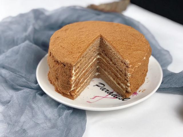 面粉别再蒸馒头,教你做俄式提拉米苏,香甜柔软,过年必备甜点