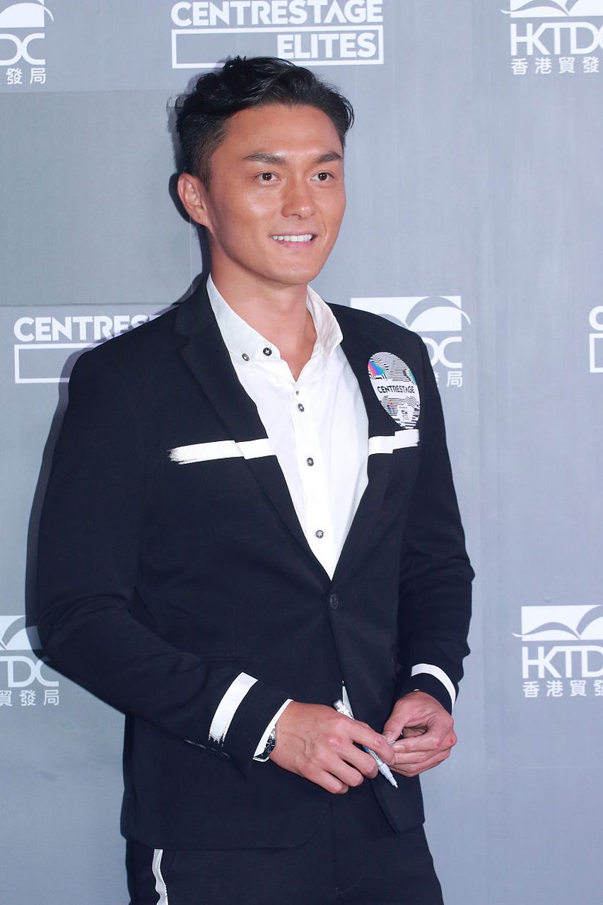 tvb艺人杨明最近坐牢了,法官宣布杨明"不小心驾驶"等罪名成立,监禁18