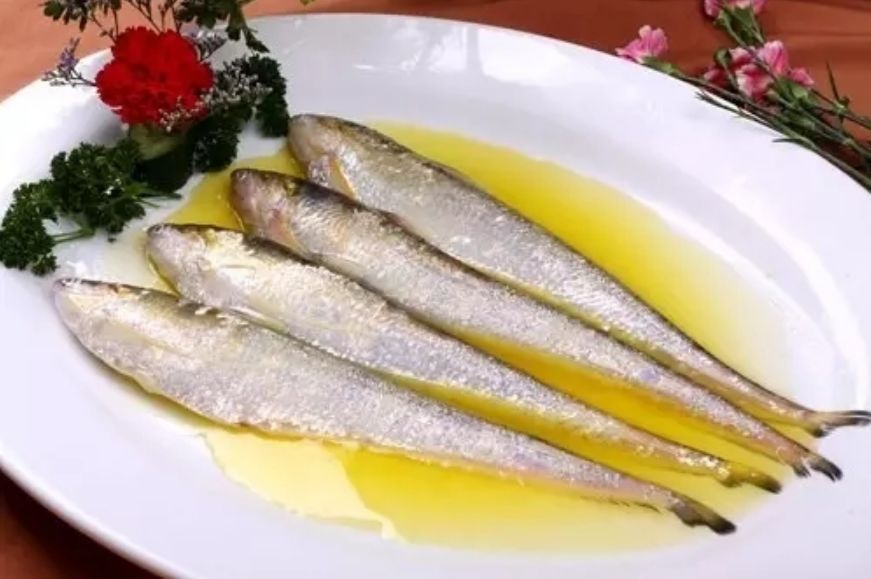 江鲜今天上市!钱塘江告别首个禁渔期 每斤200元的刀鱼还能捕20天