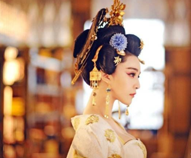 看到武则天的容貌复原图后,才知道为何李世民不爱,而李治痴迷