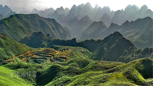 我们生长和熟悉的乌蒙山,原