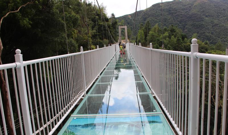 仙人洞自然风景旅游区位于粤西高州市深镇镇境内,地处大雾岭山系,以