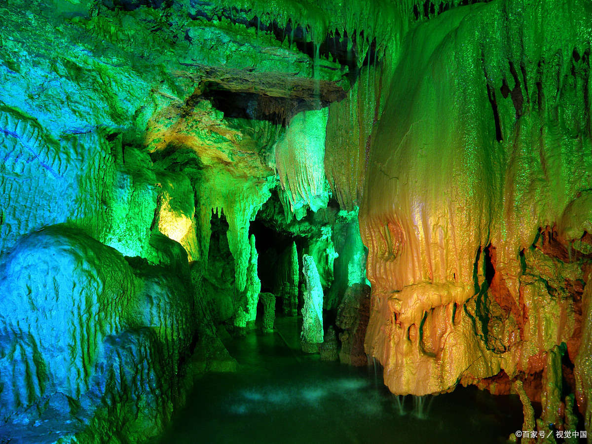 吕梁山上的美景,白马仙洞