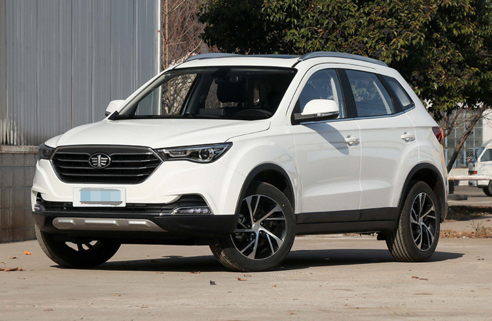 外观设计炫酷,这款一汽奔腾-奔腾x40,内饰很有豪华感