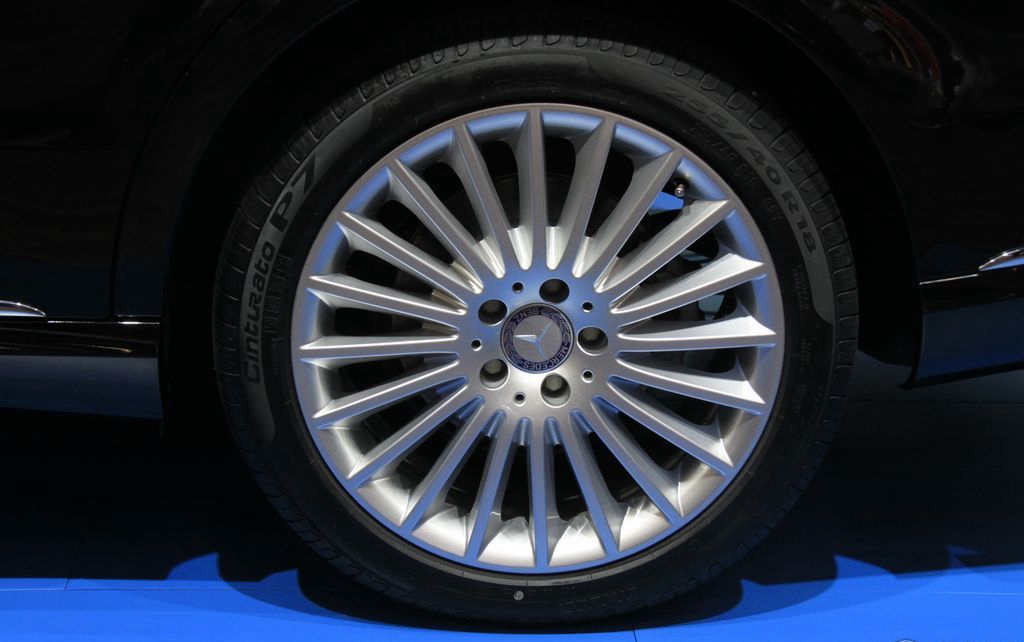 带大家品鉴一款北京奔驰e级的外观