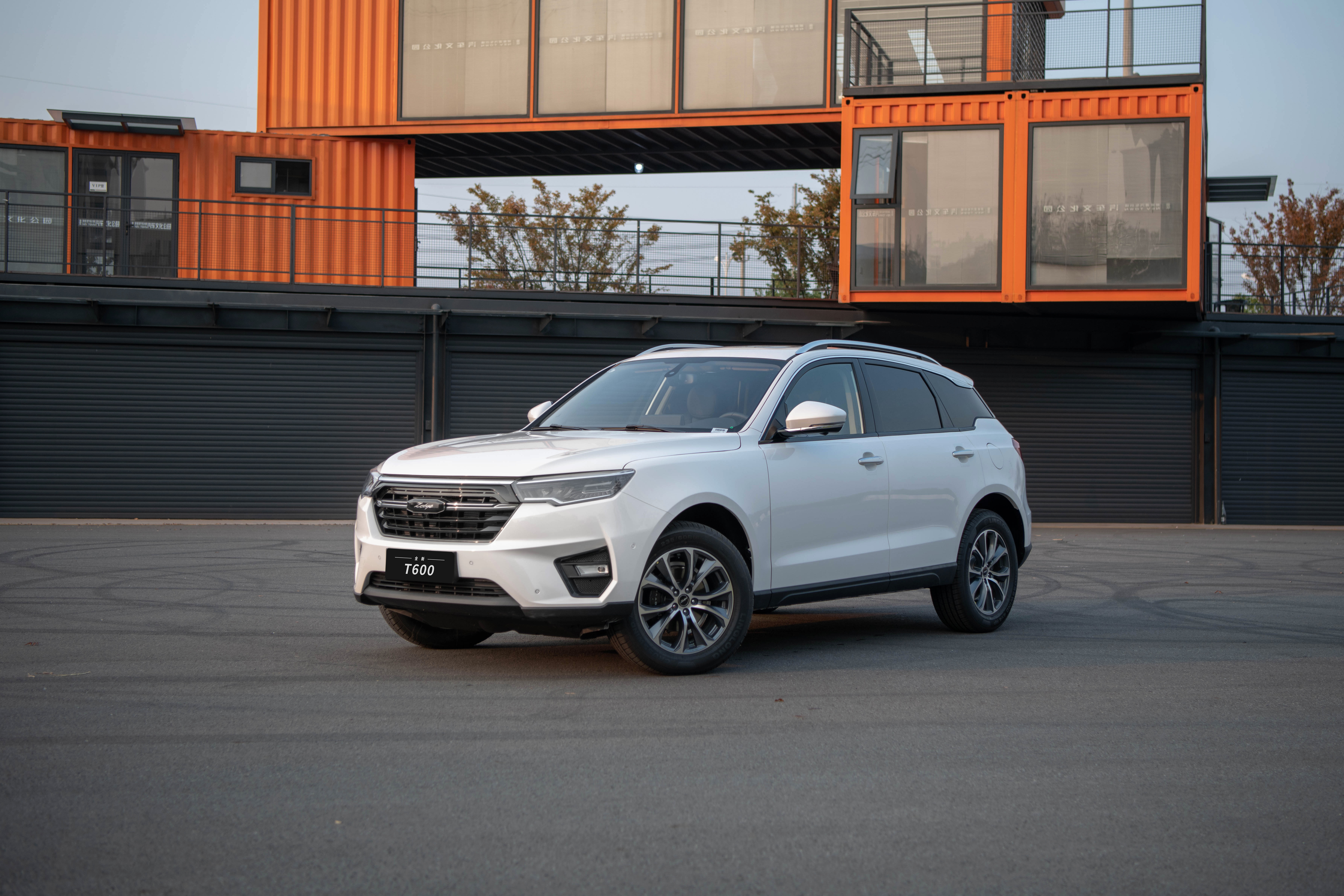 众泰全新t600升级上市,起售价不足8万元