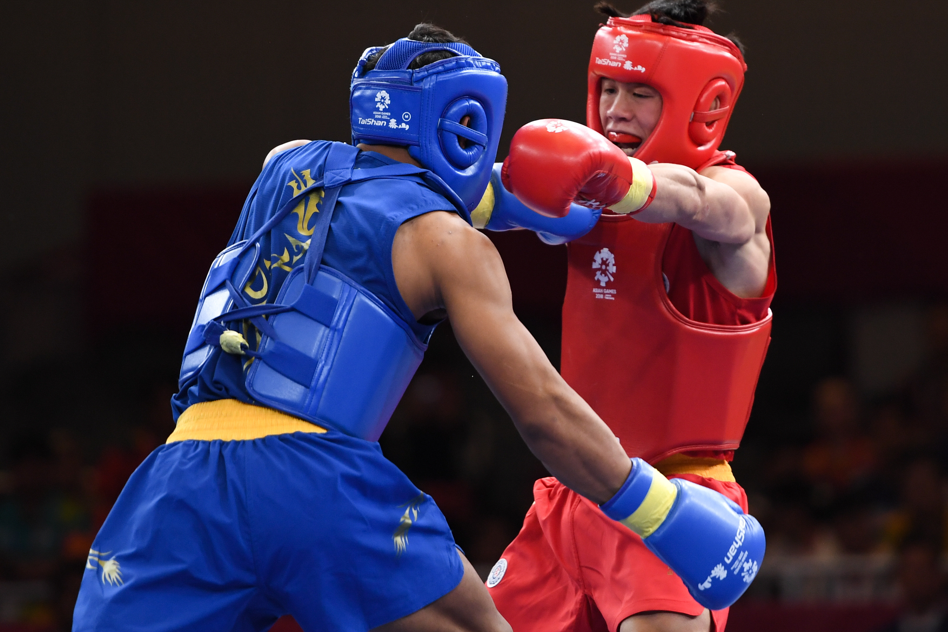 (亚运会)(2)武术——男子散打56公斤以下半决赛赛况