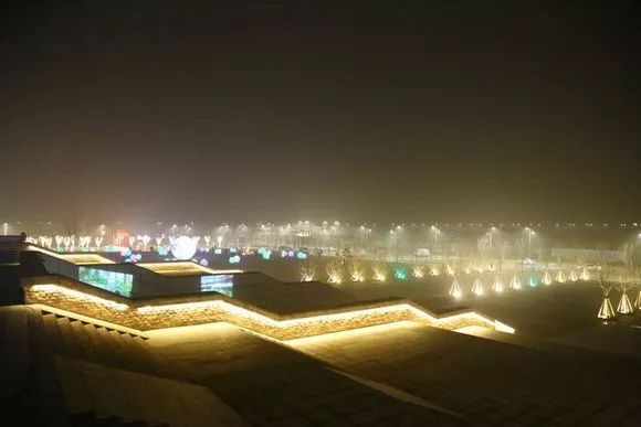 你肯定没见过这样的滕州高铁站:震撼,流光溢彩