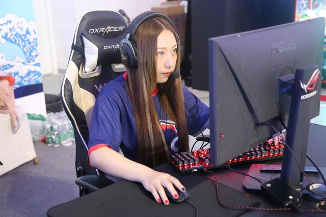 专访csgo女子战队llg:无奈中的坚守者,赛场上的追梦人