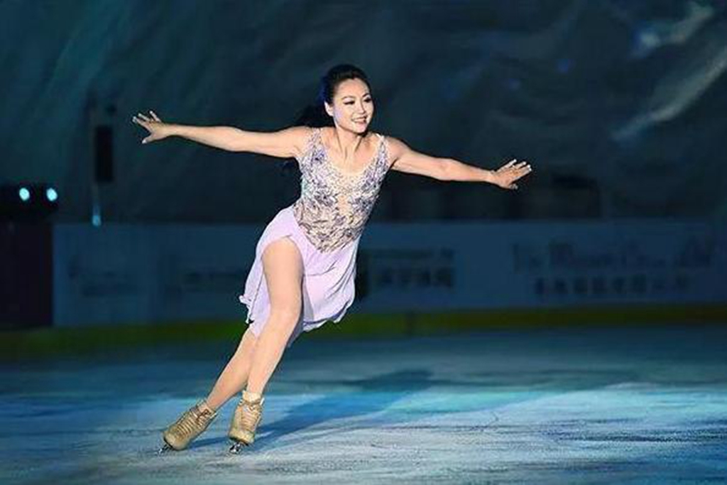 世界冠军陈露现状:退役后嫁美国男人,今孩子却依然是中国国籍!