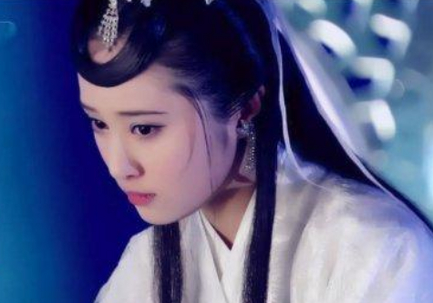 41岁"嫦娥姐姐"颜丹晨近照,脸变化大让人认不出.