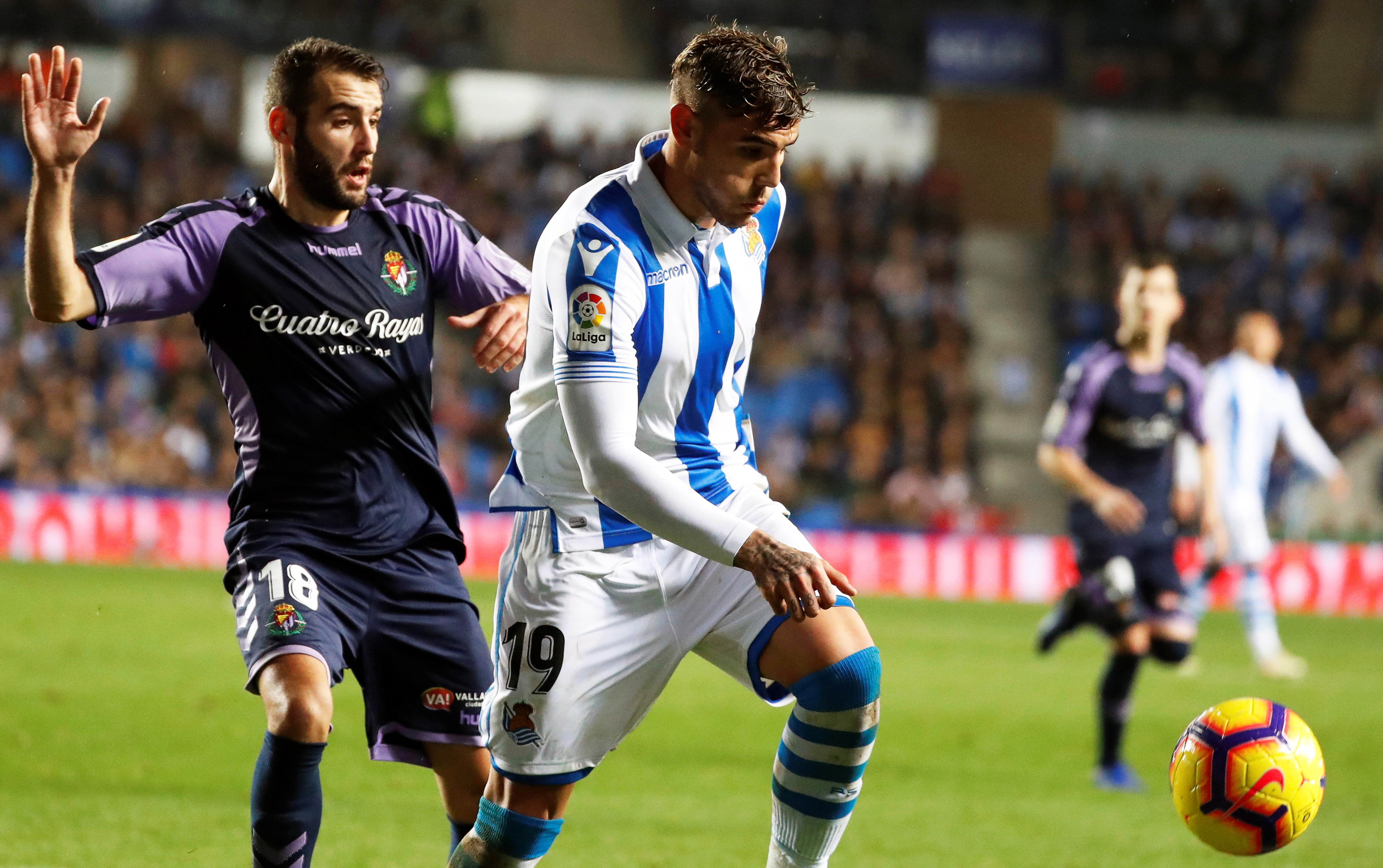 足球——西甲联赛:巴拉多利德胜皇家社会