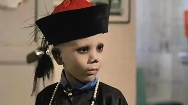 林正英僵尸电影御用童星何健威神隐26年,为学业退圈转行做消防员