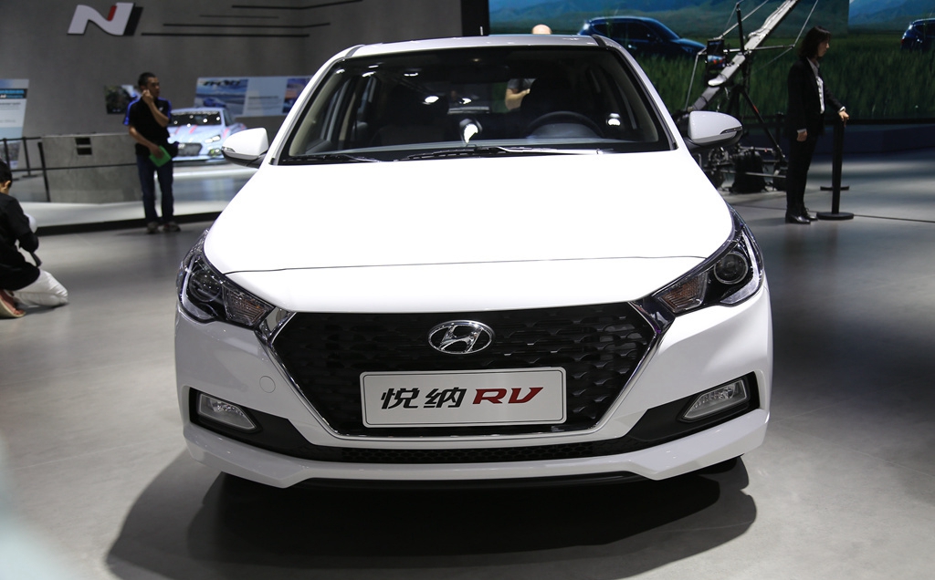 对现代瑞纳rv的欣赏与解读,好看时尚,近距离了解