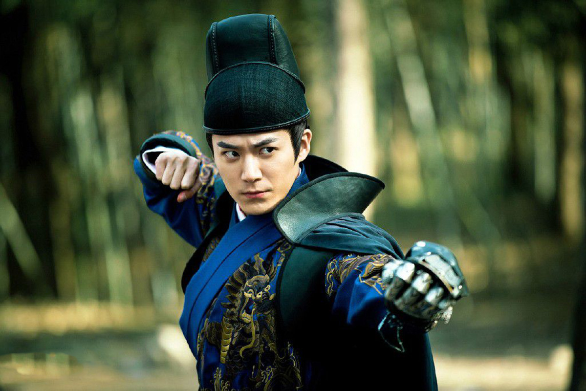 他是史上最帅的"法海",古装角色更是让人一眼难忘,却只是男配