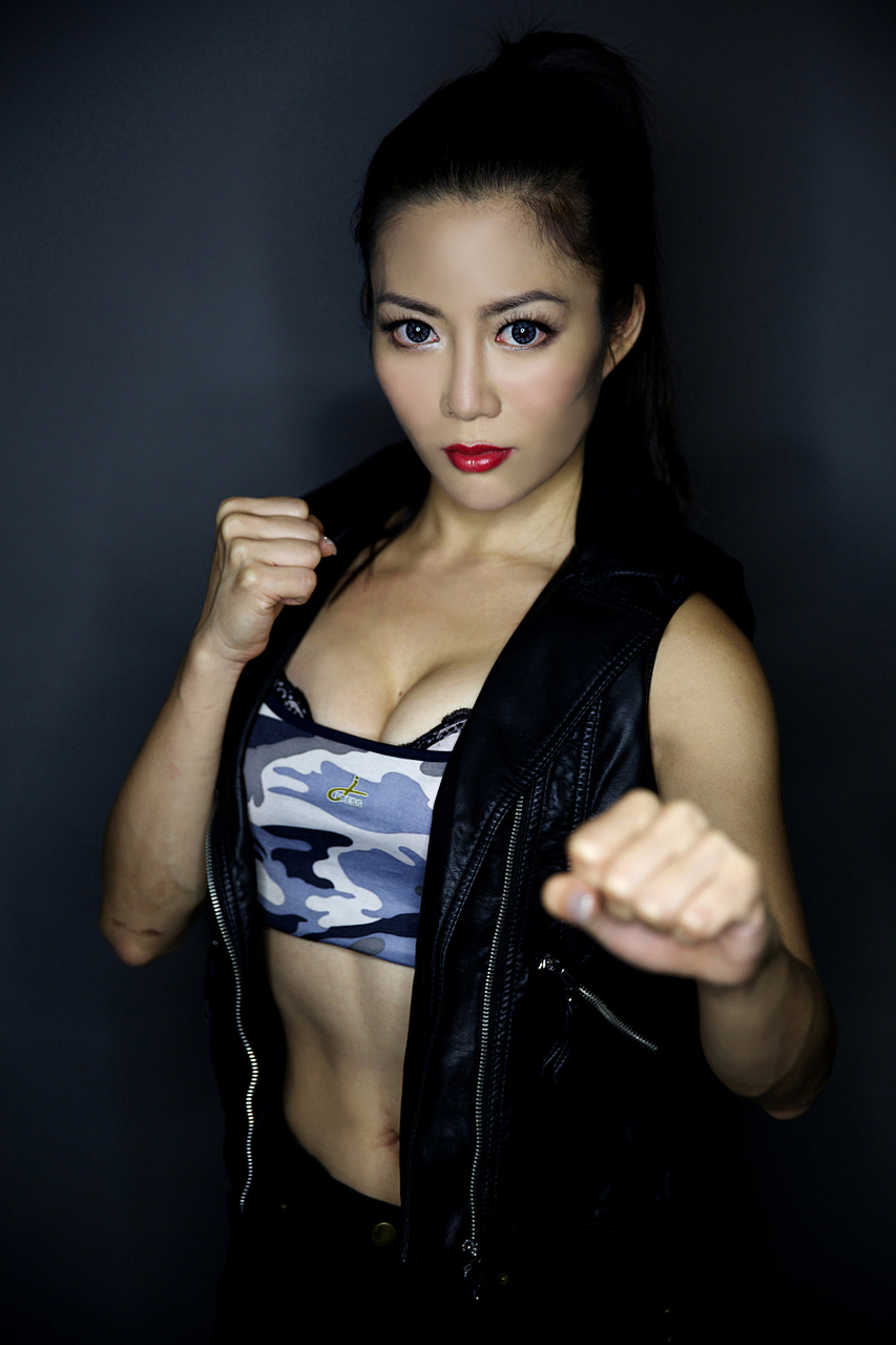 成龙,古天乐,梁小龙等众多明星艺人参加香港武打明星聚会,现场热闹