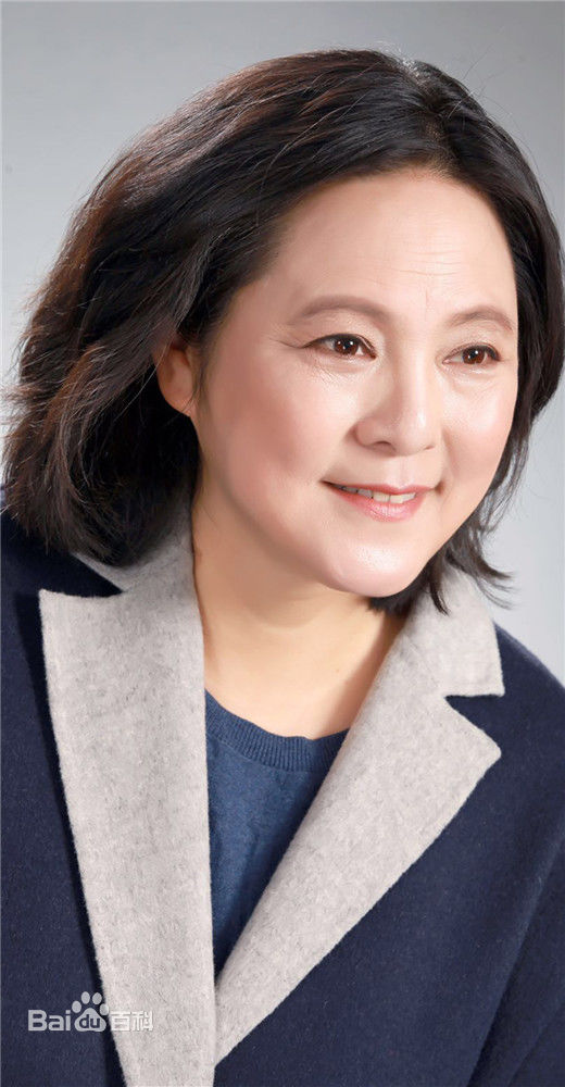 月13日出生于江西省上饶市,毕业于上海戏剧学院表演系,中国内地女演员