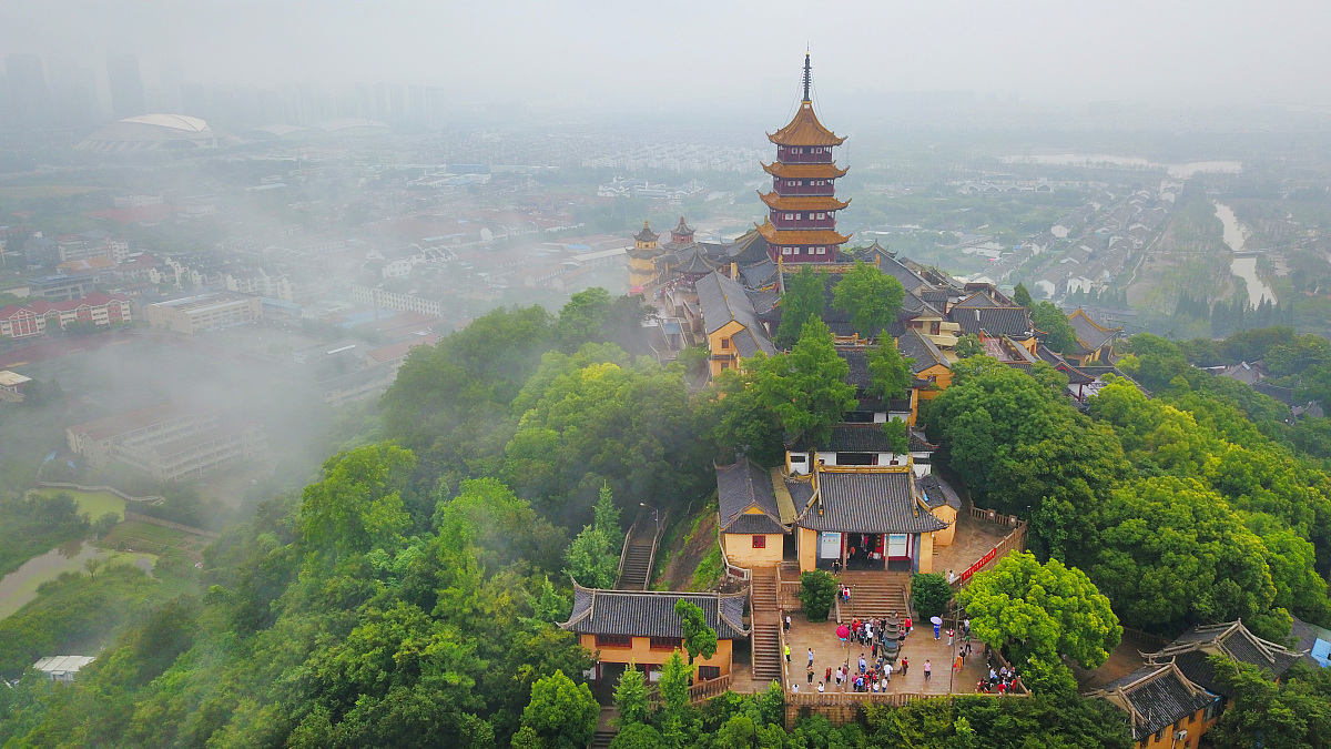 狼山全景图片