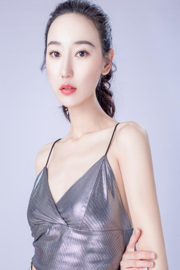 爱情电影《骗局》上线 苏琳琳本色出演