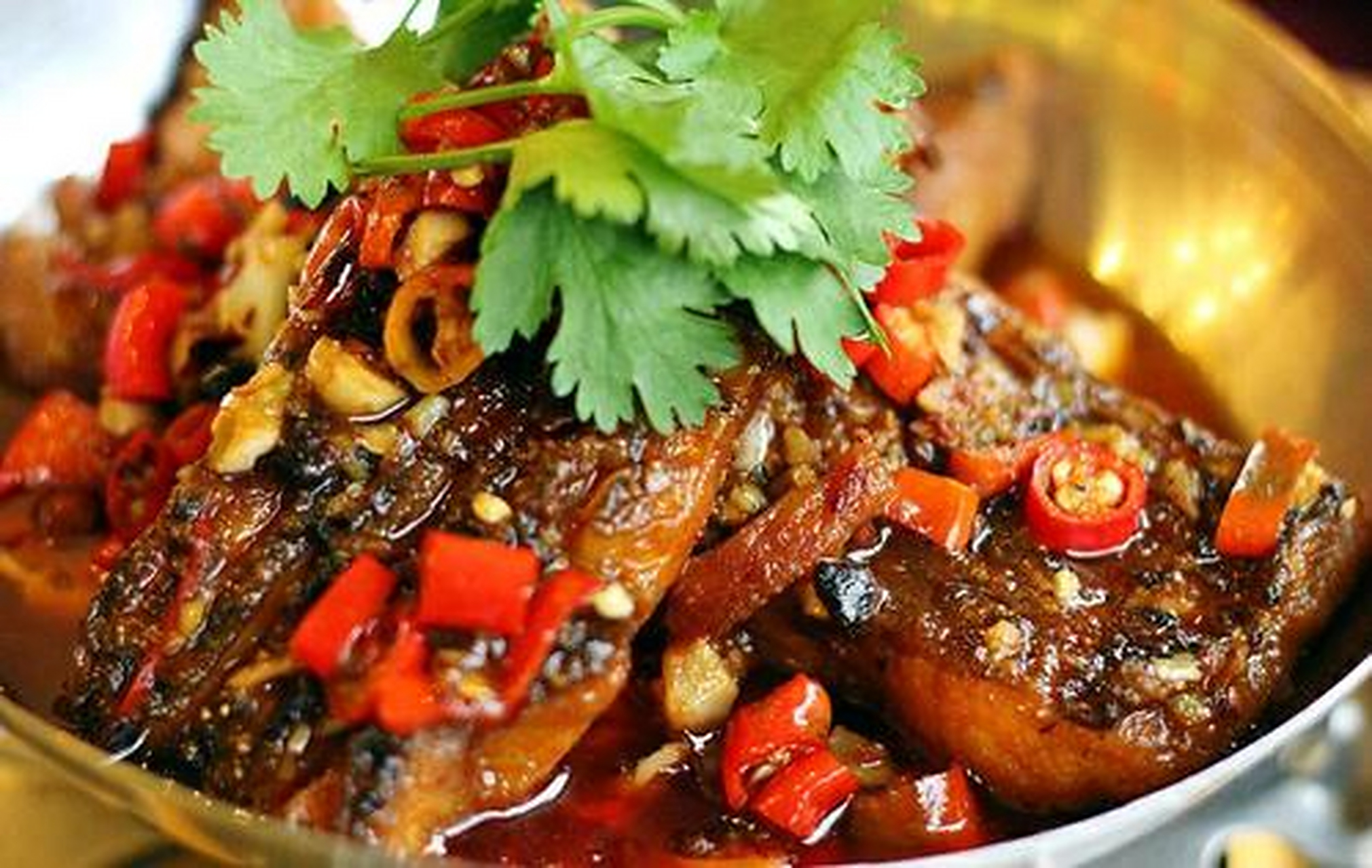 乐安霉鱼,又称"状元鱼",相传是南宋高宗赐名,属乐安本土的汉族风味