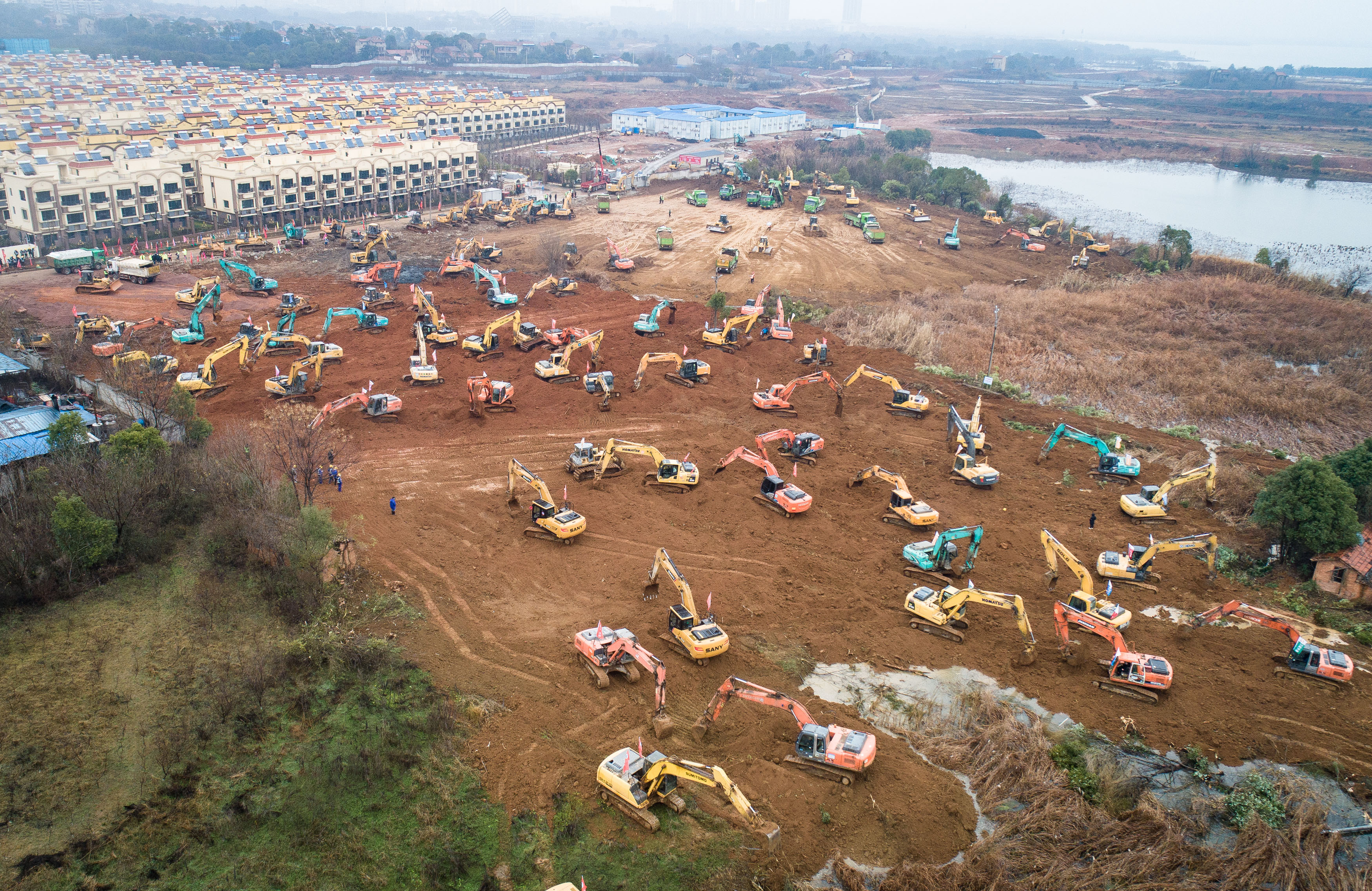 武汉将参照"小汤山"模式建专门医院救治新型冠状病毒感染的肺炎患者