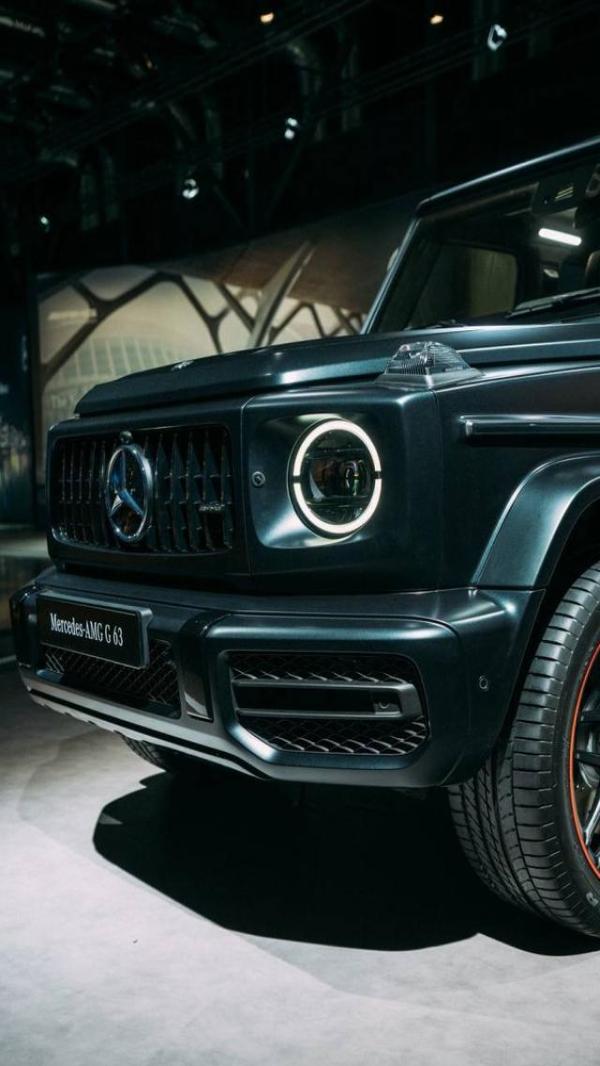 硬汉形象变萌了~全新一代奔驰g63 amg