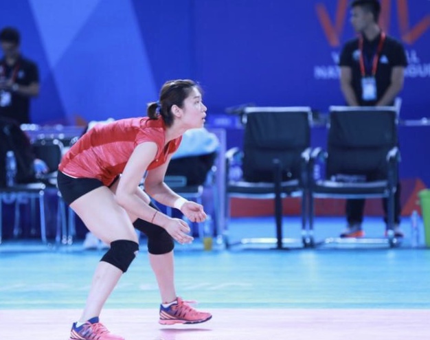 中国女排王梦洁,一位坚强努力对生活充满信心的女孩,值得赞扬