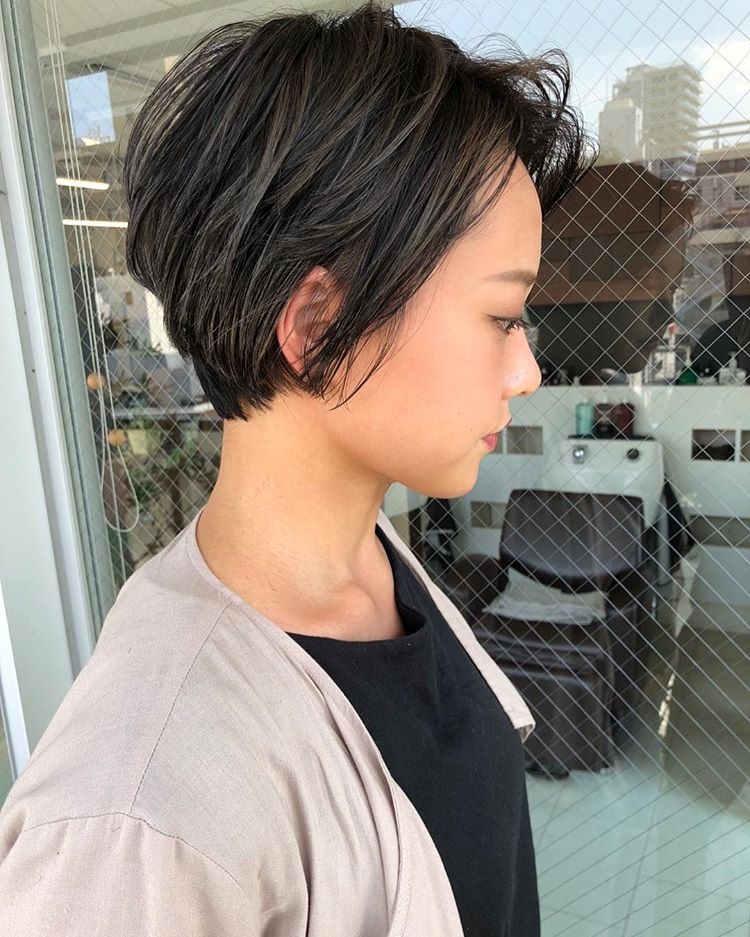 45岁女人适合的短发,45岁女发型时尚 十款适合年轻女性的短发,剪完短发更减龄