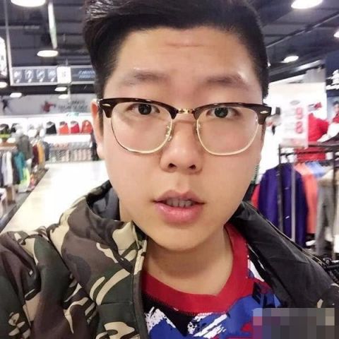 《家有儿女》鼠标已经25岁了,帅到认不出,网友:键盘都结婚了