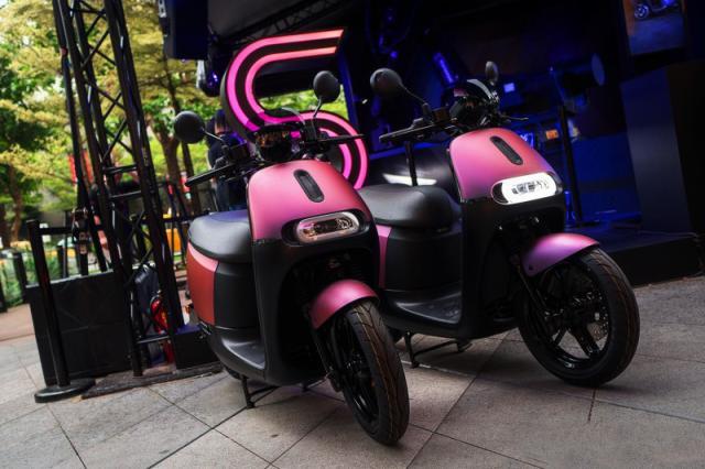 最高配置的电动车,前后碟刹 博世abs,全led灯25l座桶,4秒提速标题图片