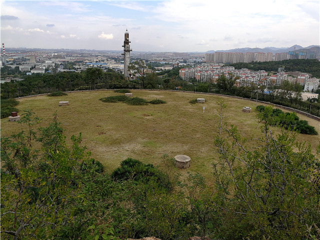 独家探访丨青岛楼山公园现潺潺清泉石上流,请问哪里是源头?