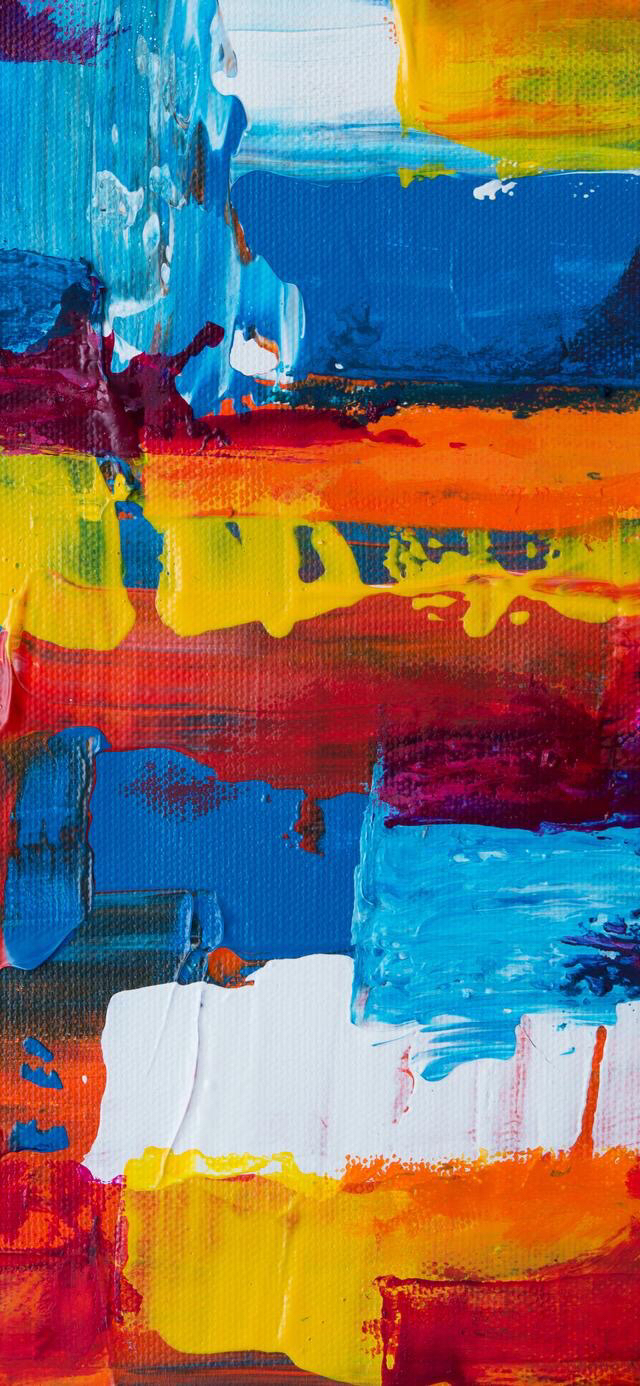 「壁纸」用艳丽色彩掩饰悲伤情感