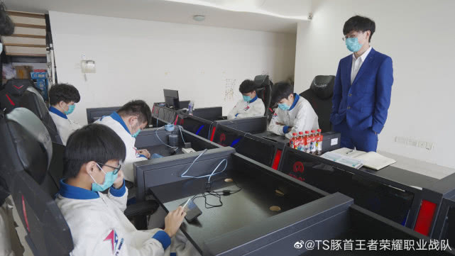 TS暖阳、阿豆、凯凯均是QG所需人才,倘若QG接手,是否一箭双雕? TS暖阳、阿豆、凯凯均是QG所需人才,倘若QG接手,是否一箭双雕?