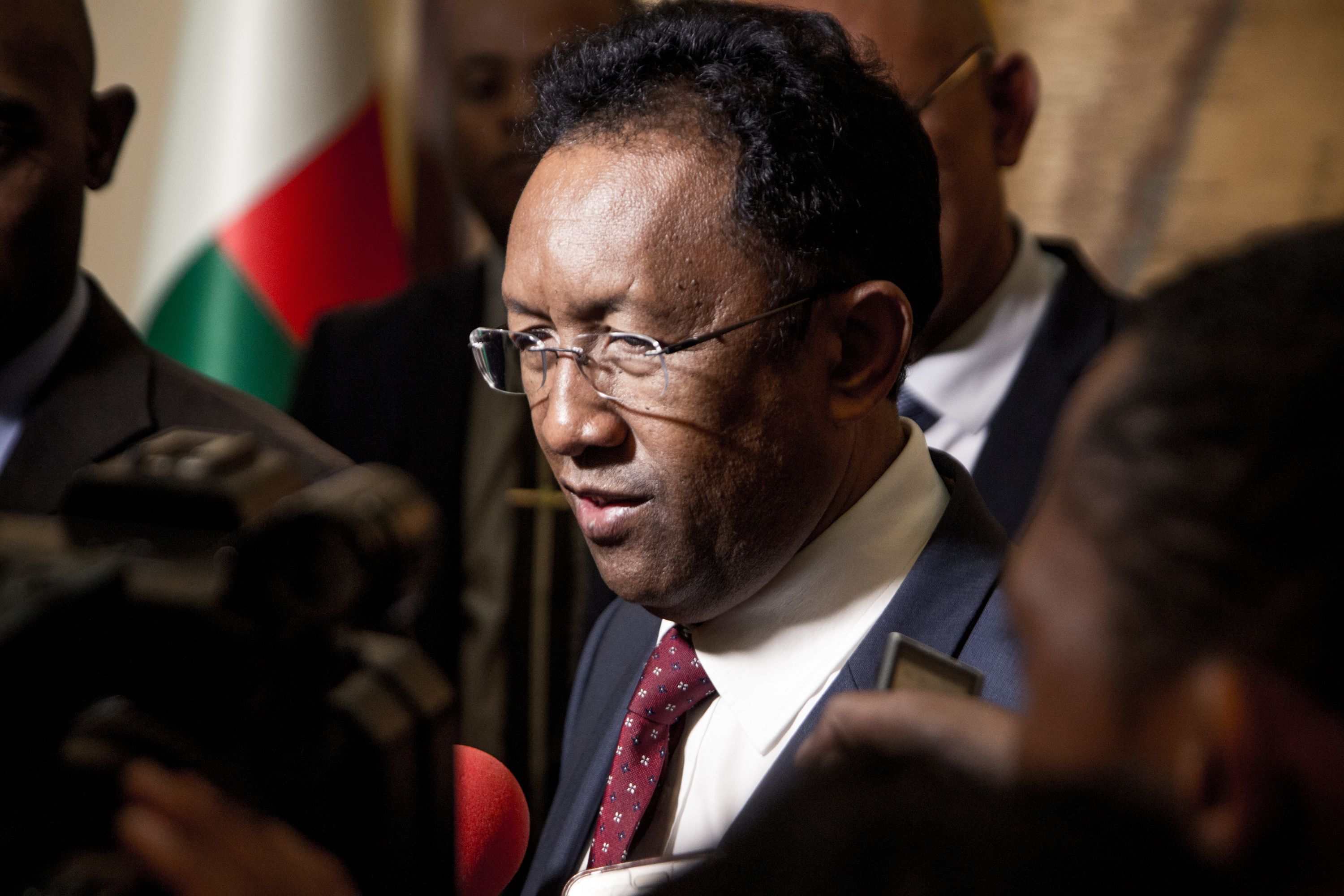 马达加斯加总统埃里宣布辞职(5)