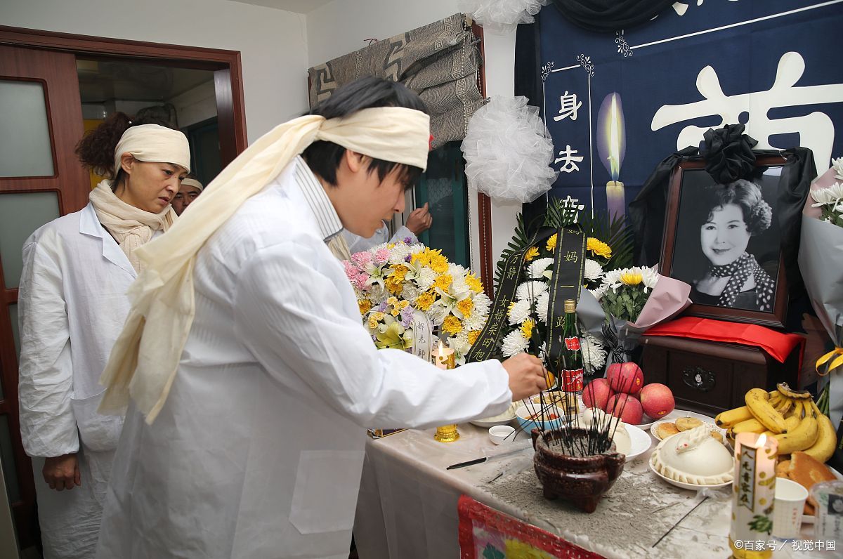 自家老人去世孝布怎么处理?这3种处理方法,你知道哪几个?