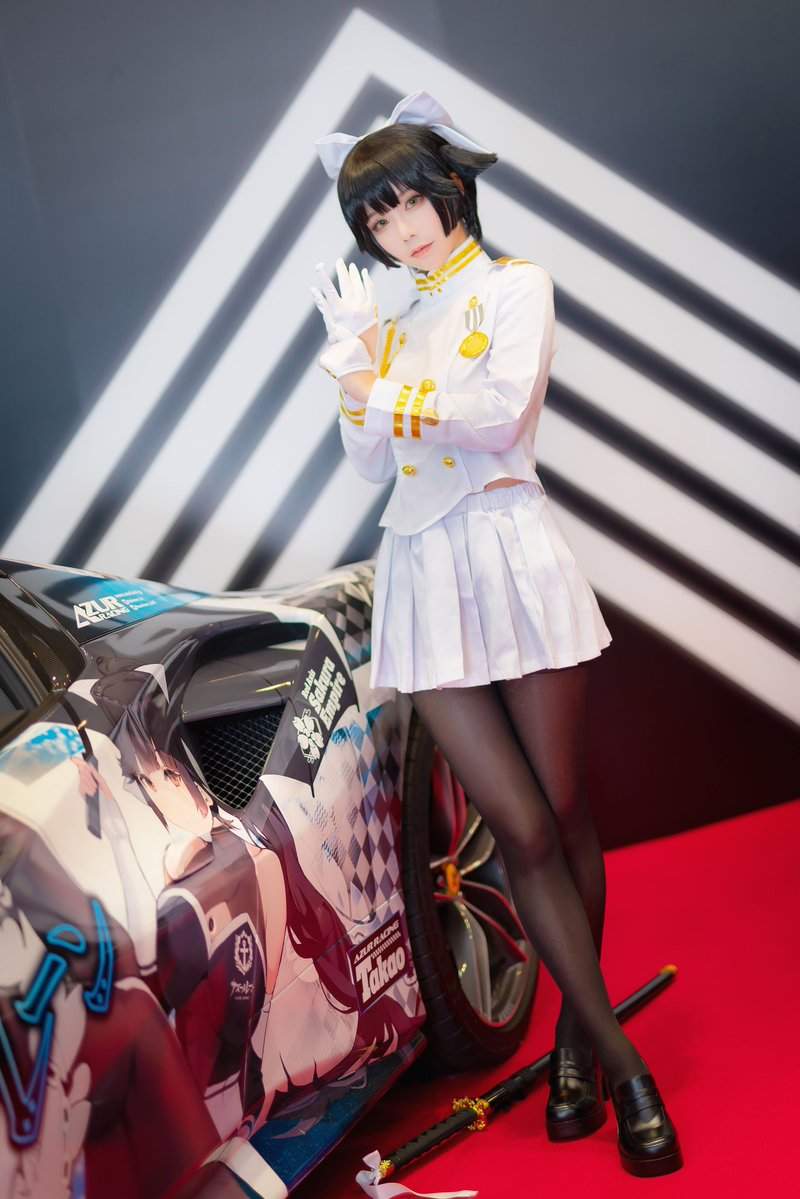 碧蓝航线爱宕cos,终于发现一位可以温暖我这孤独肥宅心的小姐姐