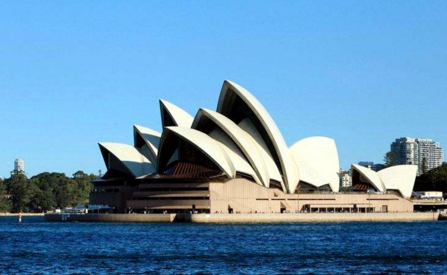 年底放假想出去玩,告诉你各个国家的名胜古迹 带着家人看世界吧