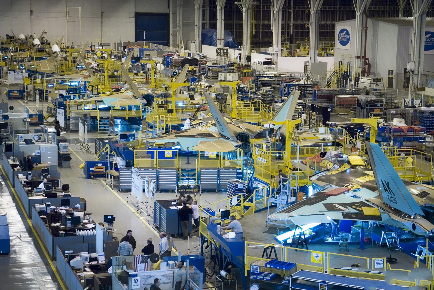 f22如此强大,为何美国要关闭其生产线?除经济之外还有这个原因