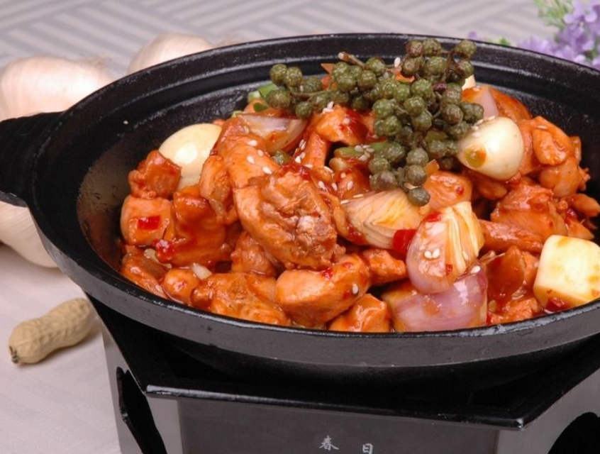 三道干锅荤菜的做法,汤汁少味道足,可以试着做一做