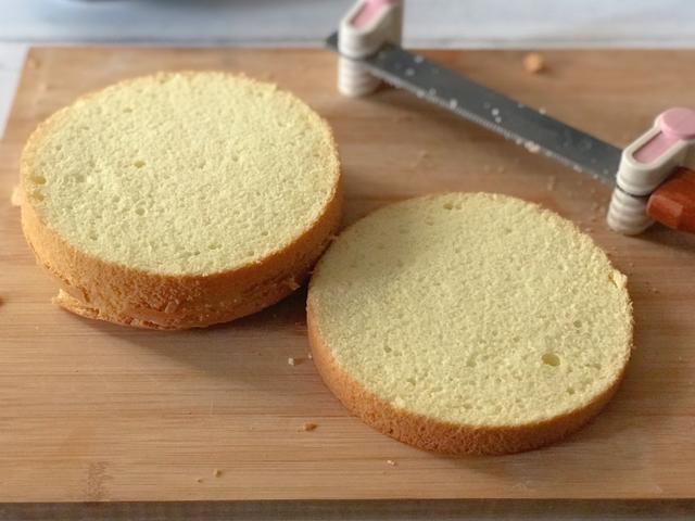 生日蛋糕别买了,教你淋面蛋糕,学会这个配比,10分钟就能做一个