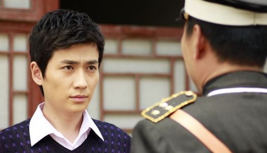 朱一龙颜值"逆生长"?细数出道以来的9张照片,确实越来越好看