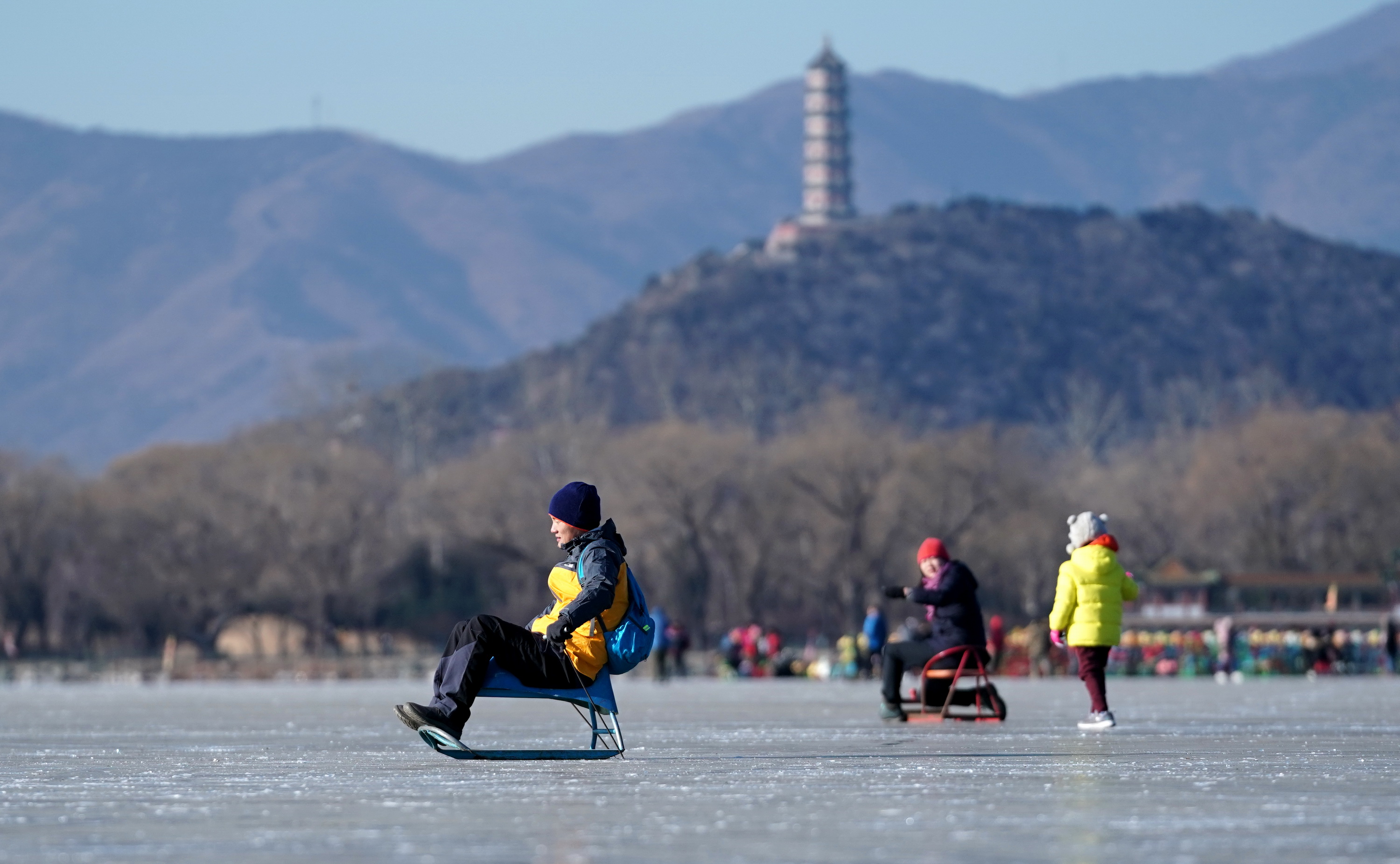 全民健身——假日滑冰颐和园