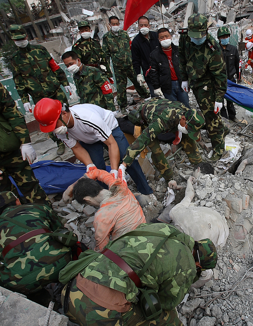 汶川地震十五周年# 15年前,汶川512地震,牵动着全国人民的心,我们