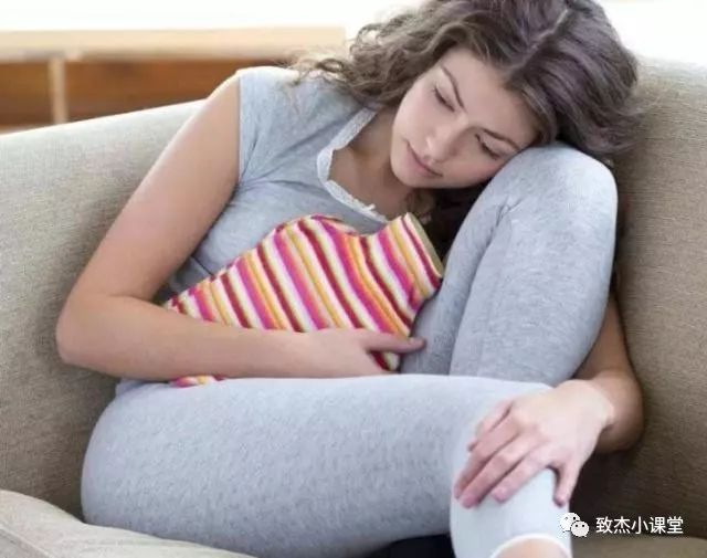 生理期虽难受,但却是"黄金保养期"!做准4件事,皮肤悄悄变好