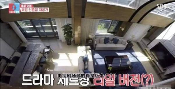 带你看看秋瓷炫住的豪宅,一楼层高起码有10米,房子价值过亿