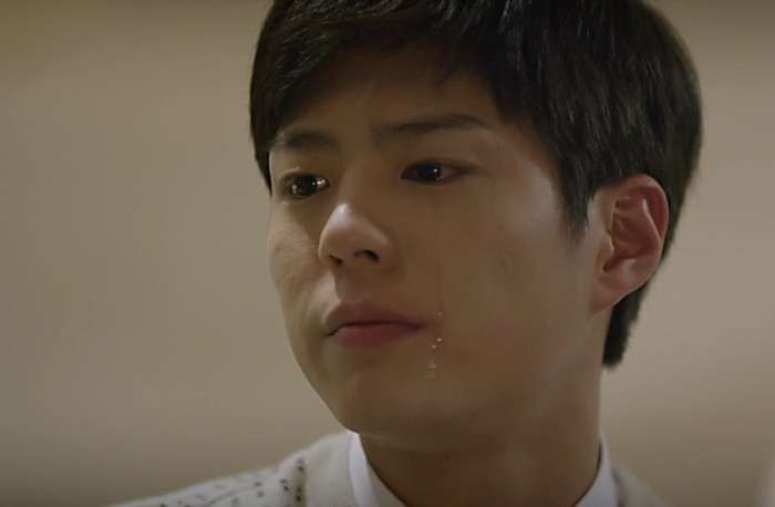 在看1988的时候,朴宝剑的哭戏不知感动了多少人,少年身上的那种隐忍与