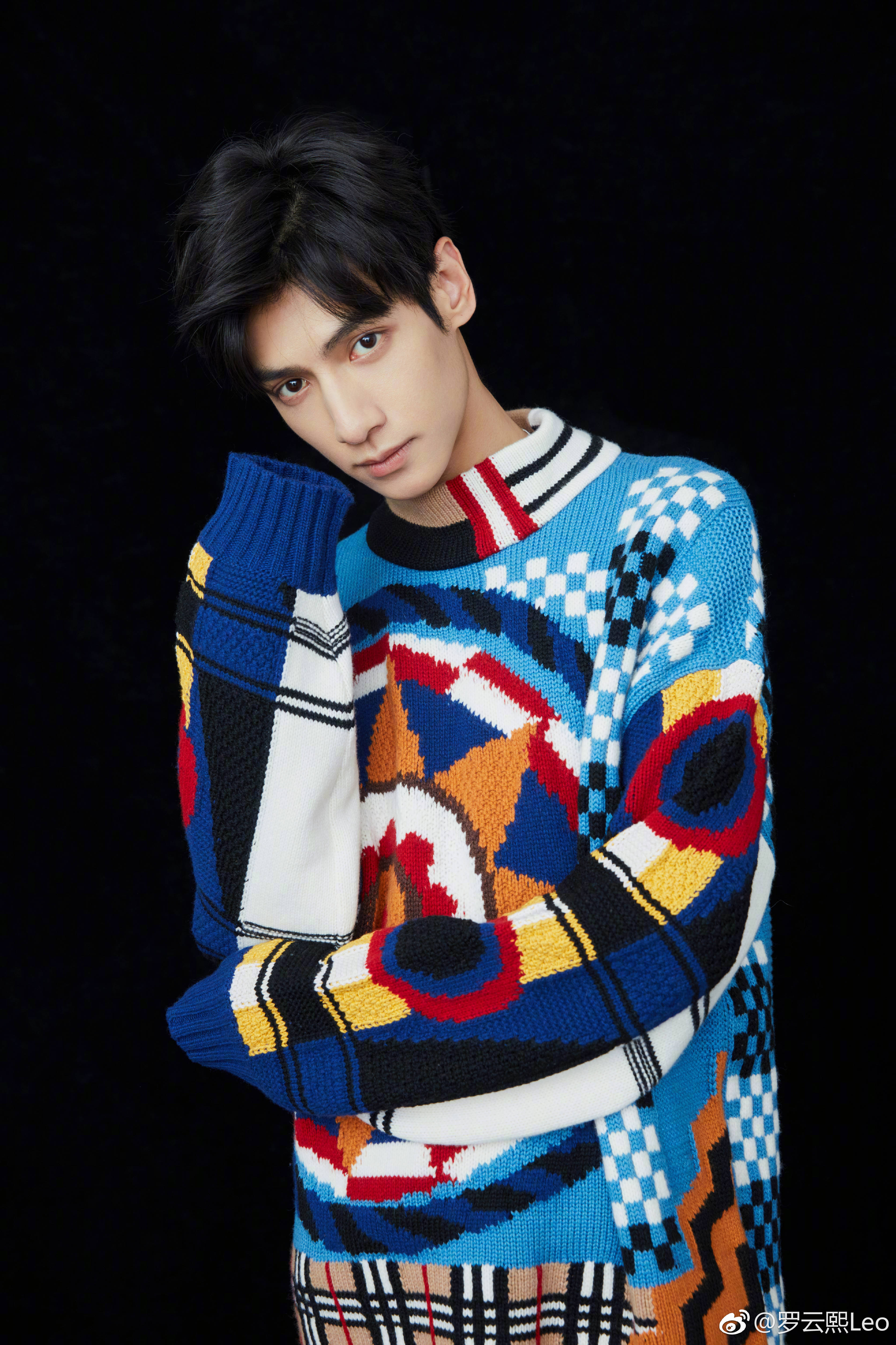 《掮客》周小山版的罗云熙,你期待?