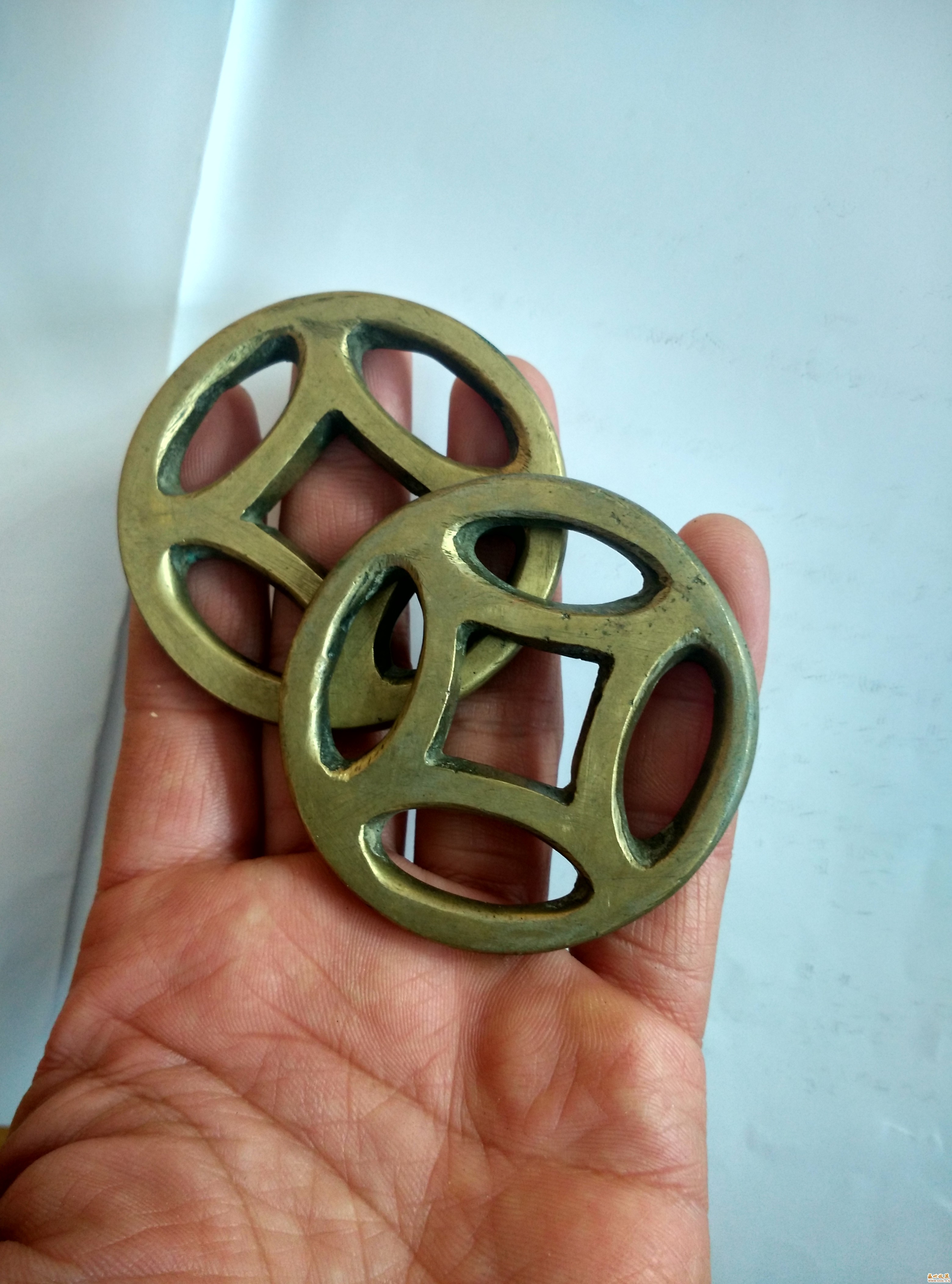 一分钱难倒英雄汉,多少豪杰败在金钱镖手下